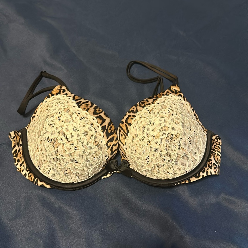Victoria’s Secret VERY SEXY push-up 36B